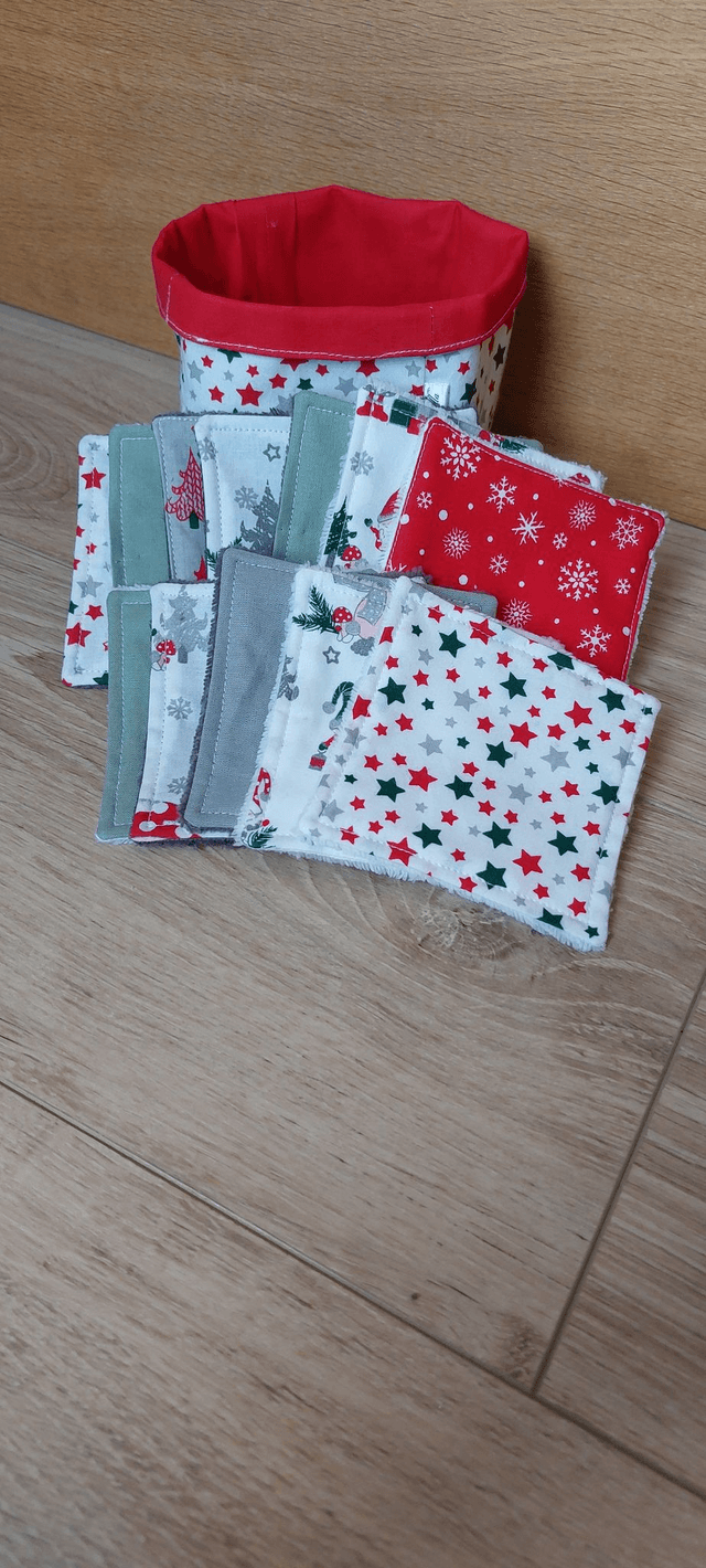 Lingettes lavables avec panier noël