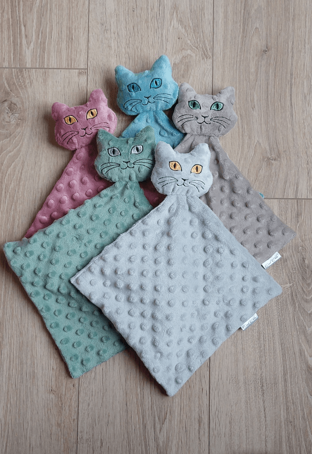 Douchou chat beige