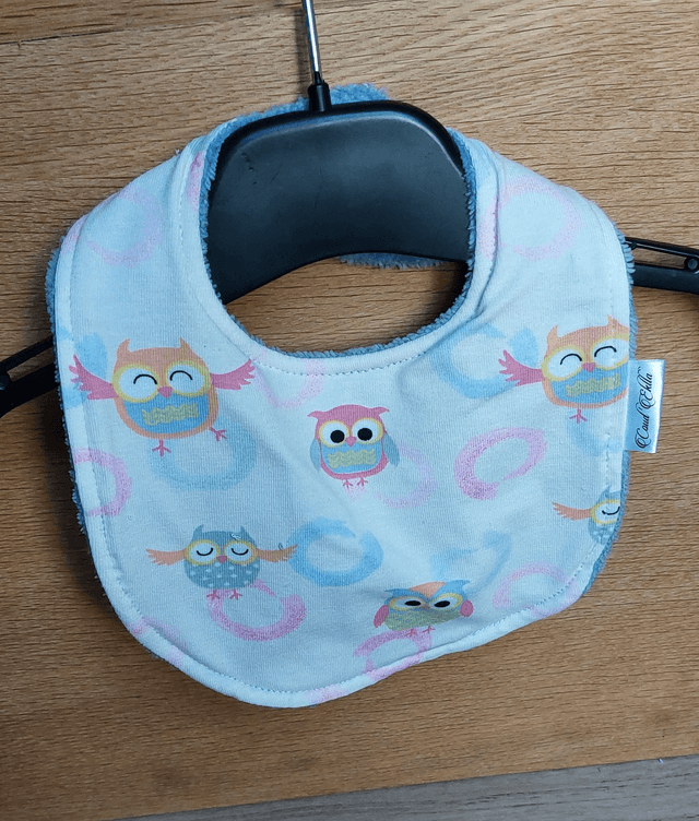 Bavoir naissance chouette