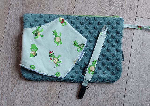 Trousse souple vert tortue