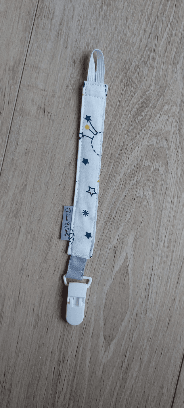 Attache sucette lune